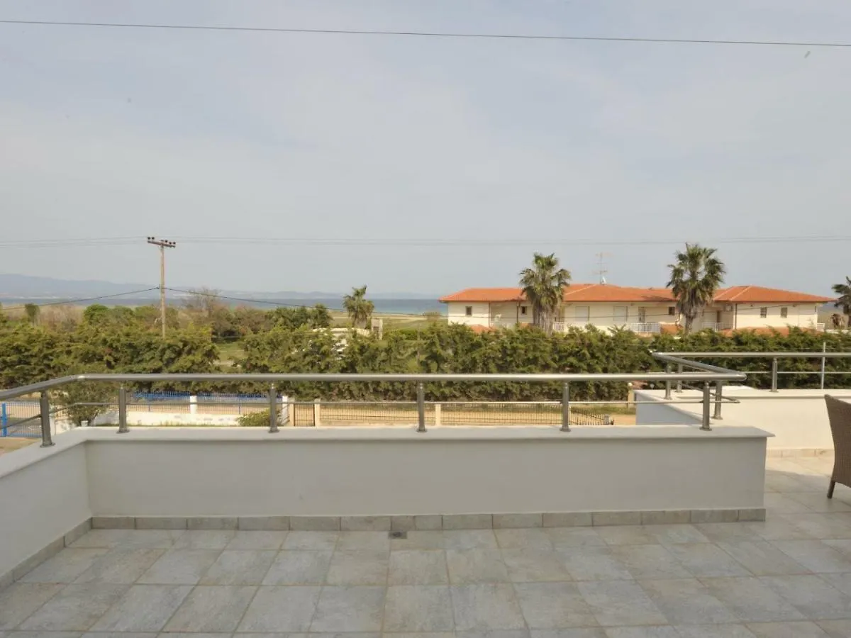 Irini Villa By Travelpro Services Nea Potidea Beach Halkidiki Nea Poteidaia