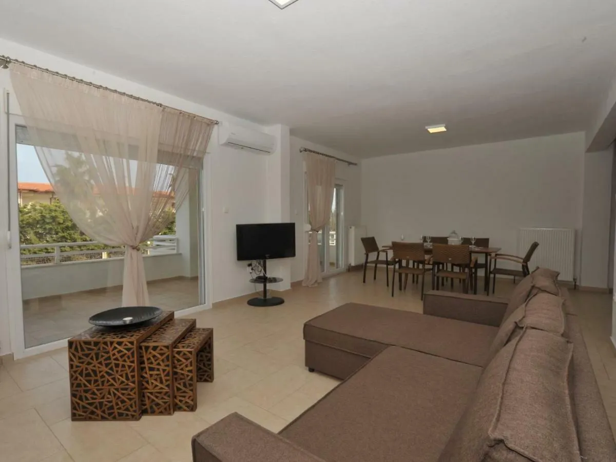 Irini Villa By Travelpro Services Nea Potidea Beach Halkidiki 0*, Nea Poteidaia Greece